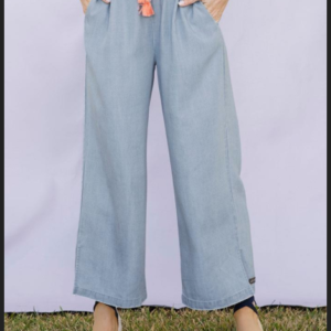 On the Shore Cropped pants by Matilda Jane, Size large