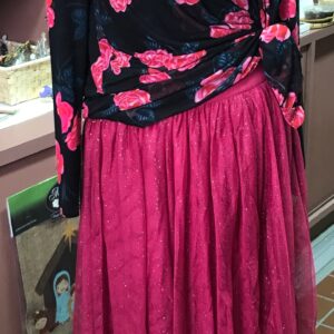 Women’s Matilda Jane winter blooms top size M.